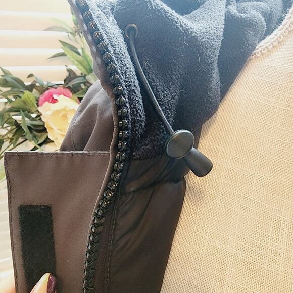 CANADA GOOSE FULLY LINED HOODED ZIP DOWN COAT SIZE SMALL - Picture 8 of 16